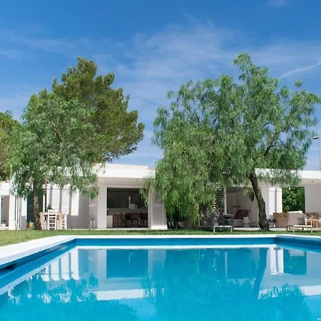 La Petite Moreneta Ibiza San José